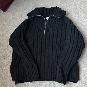 Aerie Women’s Black Cable Knit Zip-Up Sweater